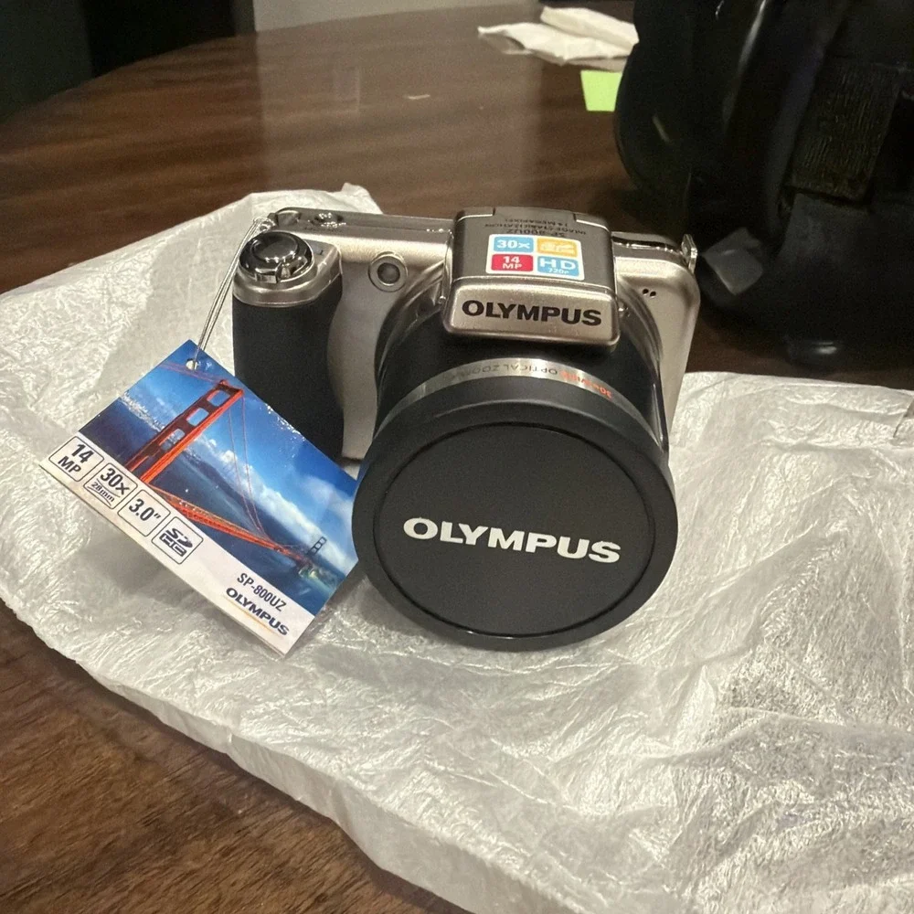 OLYMPUS‎ SP-800UZ 14MP Digital Camera NEW 30x Wide Angle Dual Image 3.0 inch LCD